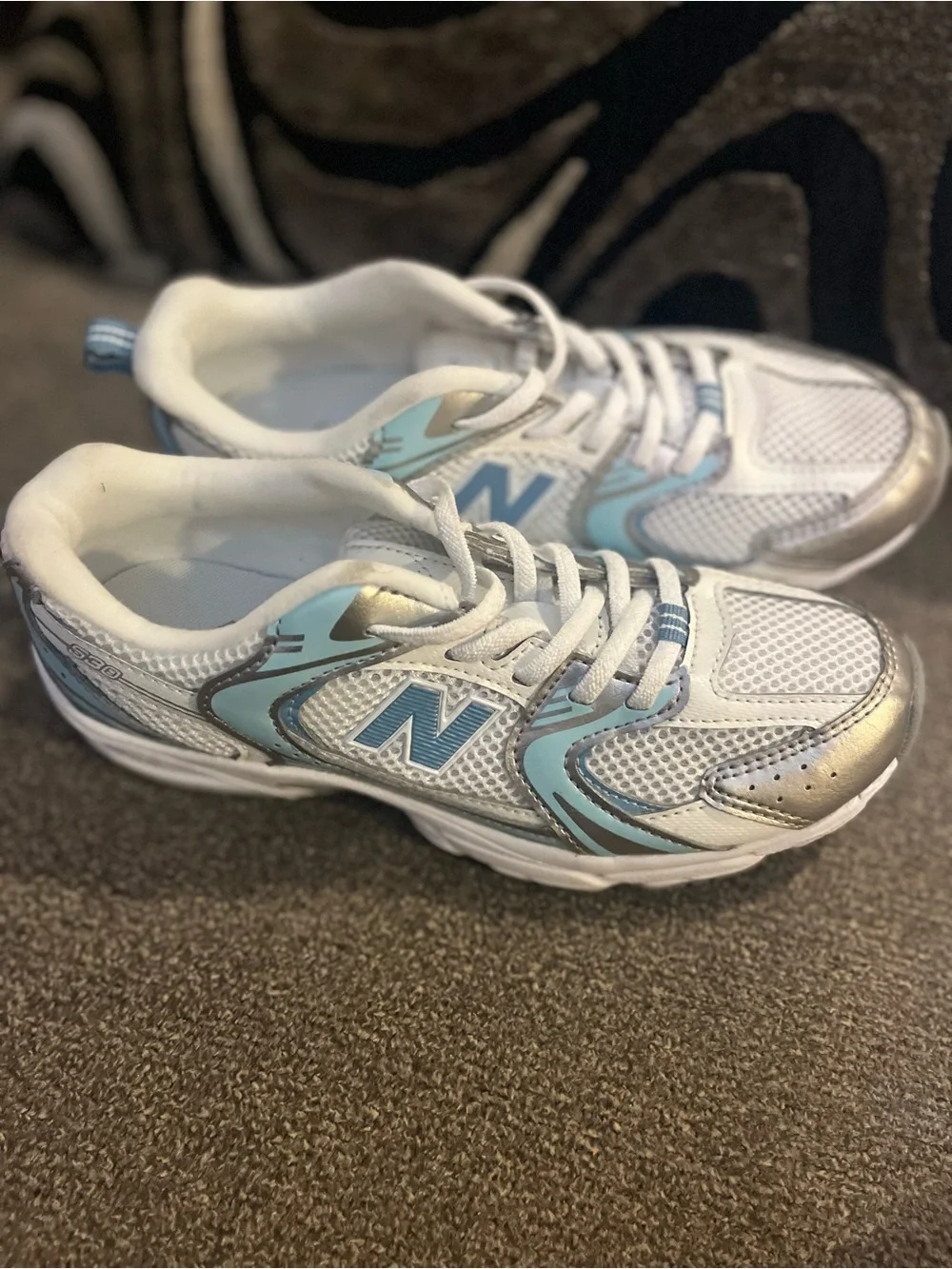 No lace New Balance Kids Light Blue & White Running Sneakers